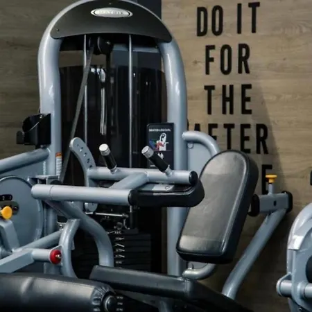 アパート Emerald Mamba - Titova