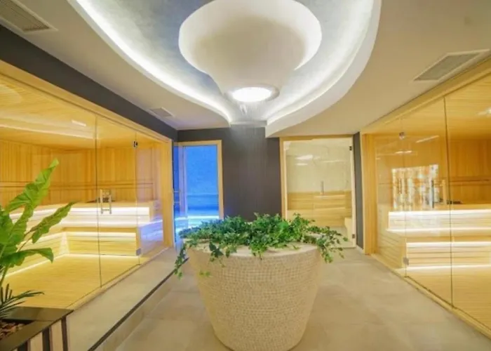 Emerald Mamba - Titova アパート *